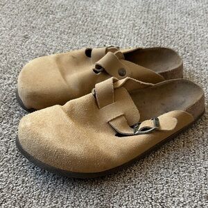 Tan genuine leather buckle detail clogs!